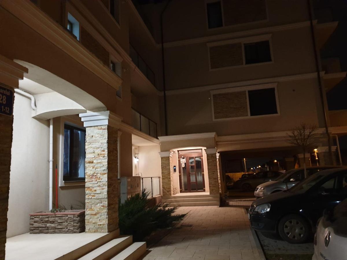 Apartament Adriana Leilighet Giroc Eksteriør bilde
