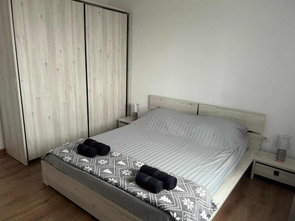 Apartament Adriana Leilighet Giroc Eksteriør bilde